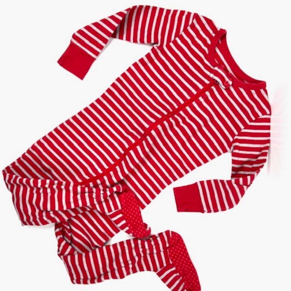 Snug-Fit Old Navy Toddler Footed Pajamas